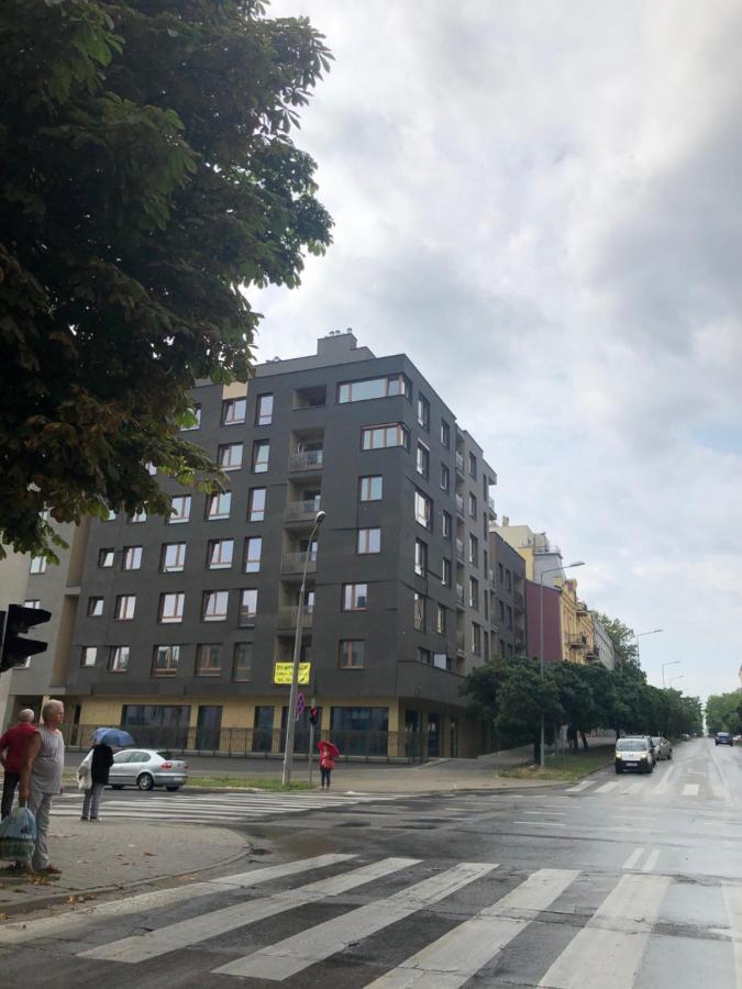 Klimatyzowany Apartament Egipt Z Sauna I Miejscem Parkingowym เคียลเซ ภายนอก รูปภาพ