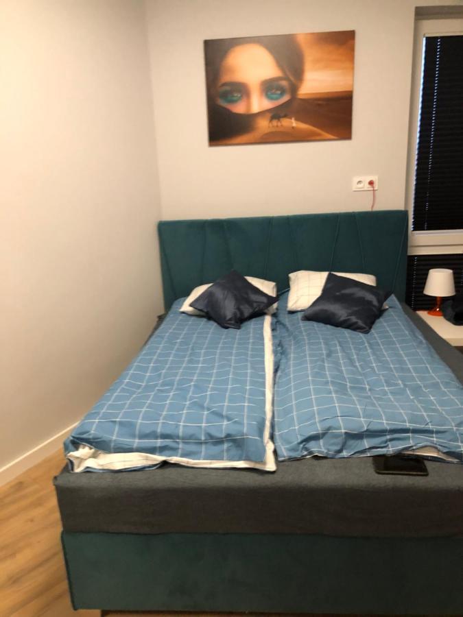 Klimatyzowany Apartament Egipt Z Sauna I Miejscem Parkingowym เคียลเซ ภายนอก รูปภาพ