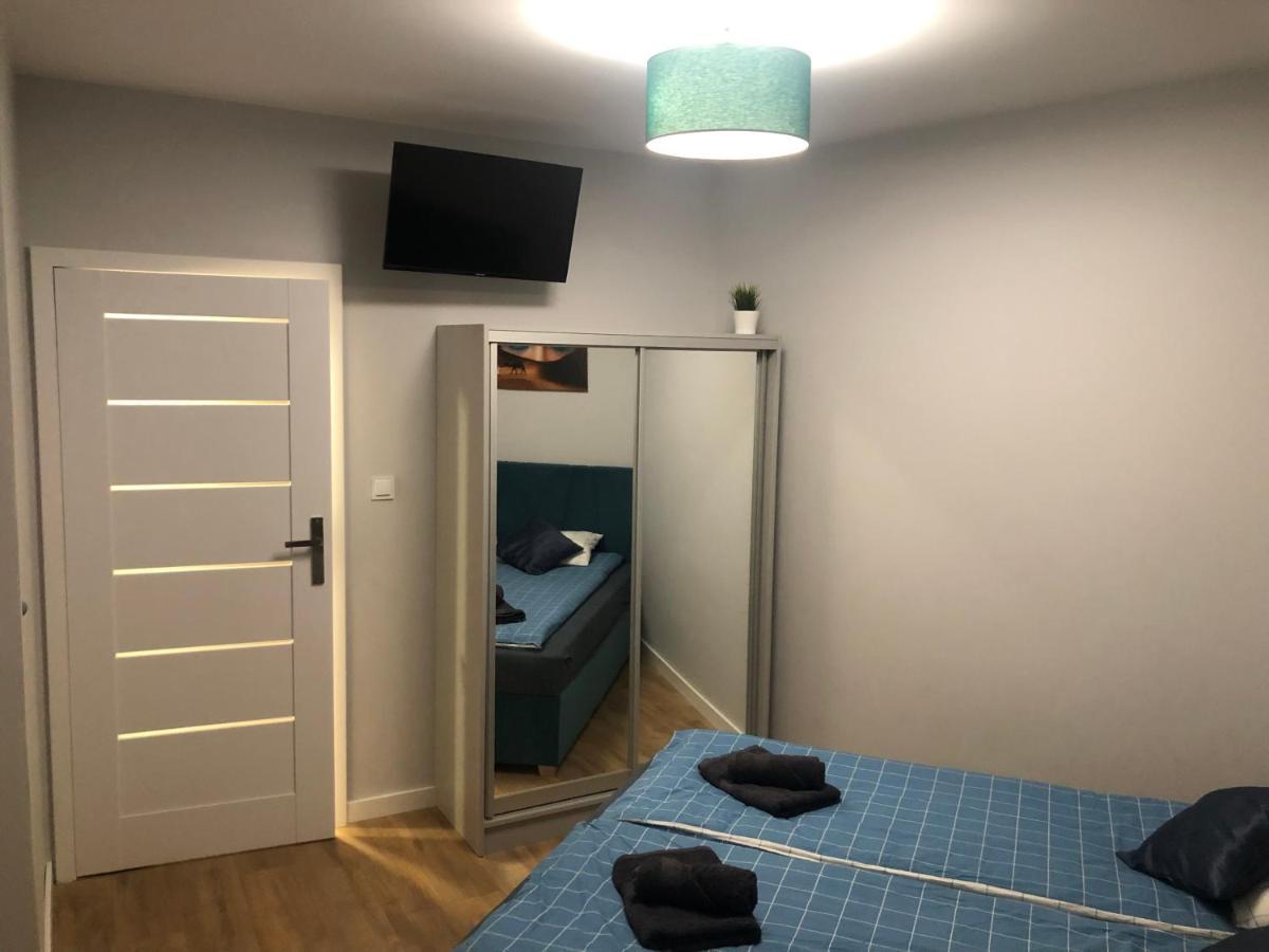 Klimatyzowany Apartament Egipt Z Sauna I Miejscem Parkingowym เคียลเซ ภายนอก รูปภาพ